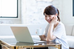 主婦がネットで収入を得るには？