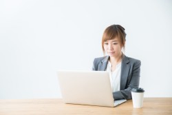 副業やお小遣い稼ぎにぴったり！データ入力の在宅ワークで稼ぐ方法