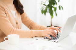 【在宅ワーク初心者おすすめ】データ入力の仕事内容とメリットを解説