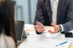 【2023年版】営業代行のフリーランスになるには？年収や案件の相場を解説！