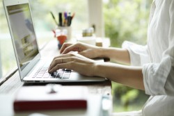 在宅なのに月収20万以上稼げる！？初心者でも簡単に安定した収入を得るコツは？