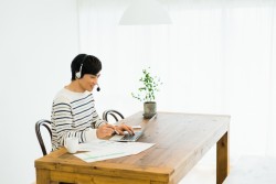 在宅でできる！男性におすすめの高収入が期待できる副業は？